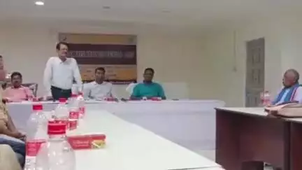 ଧର୍ମଗଡ: ପ୍ରକୃତିକ ବିପର୍ଯ୍ୟୟ ମୁକାବିଲା ପାଇଁ ଧର୍ମଗଡ ବ୍ଲକ ସଭାଗୃହ ରେ  ବ୍ଲକ  ସ୍ତରୀୟ ଅଧିକାରୀଙ୍କ ଟେବୁଲ୍ ଟପ୍ ଏକ୍ସରସାଇଜ