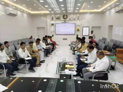 बेगूसराय: कार्यालय कक्ष में DM की अध्यक्षता में बिहार विधानसभा चुनाव-2025 को लेकर बैठक, कई निर्देश जारी