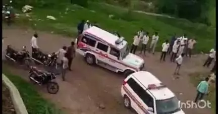 लातूर: भातखेडा येथील मांजरा नदीवर मोटारसायकल व मोबाईल पुलावर सोडून तरुणाने केली नदीत उडी मारून आत्महत्या