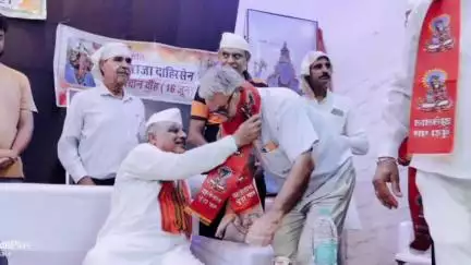 हुरड़ा: गुलाबपुरा में सिंधी समाज के इष्टदेव श्री झूलेलाल जी के 26वें वंशज का स्वागत सत्कार किया गया