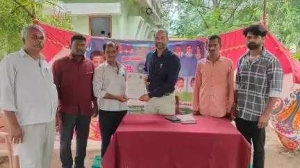 శంకరంపేట ఏ: భూభారతి ద్వారా రెవెన్యూ సమస్యల పరిష్కారం: పెద్ద శంకరంపేట సదస్సు లో తహసిల్దార్ శ్రీనివాస్