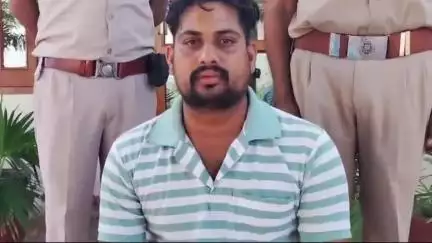 हनुमानगढ़: टाउन में पुलिस ने 4000 नशीले प्रेगाबलीन कैप्सूल्स सहित एक बाइक सवार युवक को गिरफ्तार किया, आरोपी से गहन पूछताछ जारी