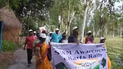 দিনহাটা ২: কালমাটিতে প্লাস্টিক মুক্ত বাংলার দাবিতে সচেতনতা মিছিল