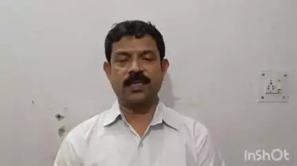গাইঘাটা: গাইঘাটা বিধানসভার  ইছাপুর এক নম্বর গ্রাম পঞ্চায়েতের  বৈঠক করলেন বনগাঁ সাংগঠনিক জেলার তৃণমূলের সহ-সভাপতি প্রসেনজিৎ ঘোষ