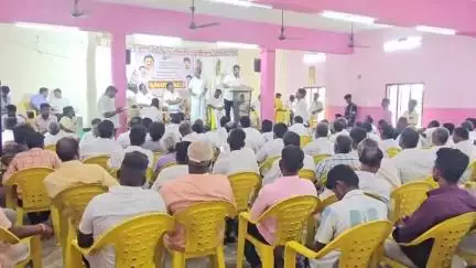 திருவெண்ணைநல்லூர்: கொளப்பாக்கம் தனியார் திருமண மண்டபத்தில்  திமுக ஒன்றிய கழக நிர்வாகிகள் முகவர்  ஆலோசனை கூட்டம் நடைபெற்றது
