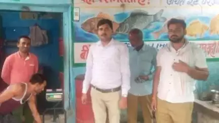 सिहावल: सीधी जिले के रामपुर लेकिन बाजार में मांगुर मछली ज़ब्त कर विनष्ट की गई