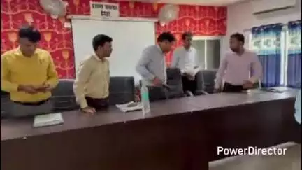 तेघरा: तेघड़ा प्रखंड में पंचायत उपचुनाव: जिला परिषद सहित तीन अन्य पदों पर प्रत्याशियों ने किया नामांकन