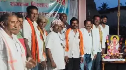 छत्तीसगढ़ गड़रिया ढेंगर समाज का प्रदेश स्तरीय शपथ ग्रहण और सम्मान समारोह गंडई के ढाबा में संपन्न हुआ