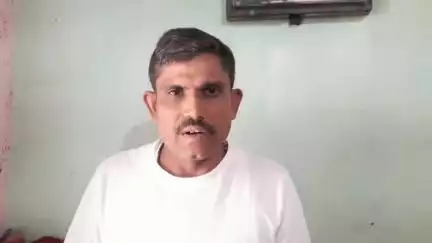 લીંબડી: લીંબડી ની આગવી ઓળખ એવા રાજાતળાવમાં રહેણાક વિસ્તારમાં થી ઠલવાતા ગંદા પાણી સંદર્ભે યોગ્ય કાર્યવાહી
કરવા રજૂઆત કરાઇ