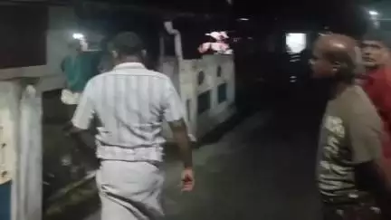 മുകുന്ദപുരം: പരിയാരത്ത് യുവതിയെ വീട്ടിനുള്ളിൽ തീകൊളുത്തി മരിച്ച നിലയിൽ കണ്ടെത്തി