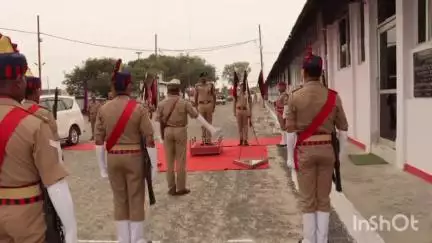 संभल: बेहजोई पुलिस लाइन में पुलिस उपमहानिरीक्षक मुनिराज द्वारा अभ्यर्थियों के प्रशिक्षण हेतु कार्यक्रम आयोजित