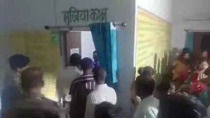 पाकुड़: धरती आबा जनभागीदारी अभियान: पाकुड़ सदर समेत 6 प्रखंडों में शिविर लगाकर दिया गया लाभ
