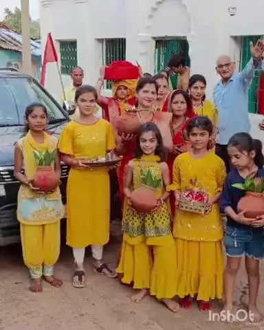 बिलासपुर: ग्राम बिलासपुर में स्वर्गीय श्री रामचंद्र सोनी की स्मृति में श्रीमद् भागवत महापुराण की कलश यात्रा निकाली गई