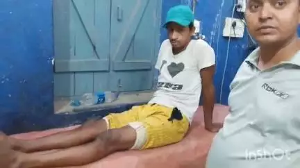 नवादा: अंसार नगर के पास अज्ञात गाड़ी की चपेट में आने से एक युवक हुआ जख्मी, अस्पताल में कराया इलाज