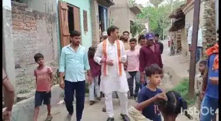 संपतचक: जन सुराज के जिला उपाध्यक्ष राजु मुखिया ने जैतिया में छात्रों की समस्या का किया समाधान