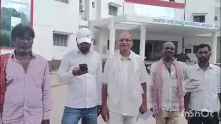 बड़हरा: माले नेताओं ने 16 सूत्री मांग को लेकर 23 जून को बड़हरा प्रखंड कार्यालय पर अनिश्चितकालीन धरना देने का दिया आवेदन