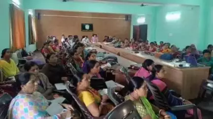 कलियासोल: प्रखंड सभागार में प्रखंड विकास पदाधिकारी के नेतृत्व में जिओ फेंसिंग प्रशिक्षण कार्यक्रम आयोजित