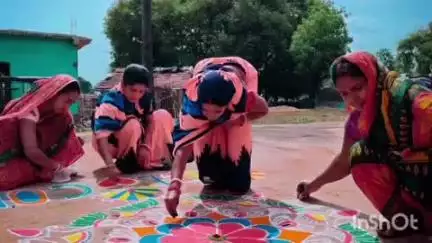 କାଲିମେଳା: ନାଲାଗୁଣ୍ଠି ଓ ତେଲେରାଇ ପଞ୍ଚାୟତରେ ଗଡିଲା ବିକାଶ ବାହନ, ସ୍ଥାନୀୟ ଲୋକଙ୍କୁ ସରକାରଙ୍କ ଉପଲବ୍ଧି ନେଇ କରାଗଲା ସଚେତନ