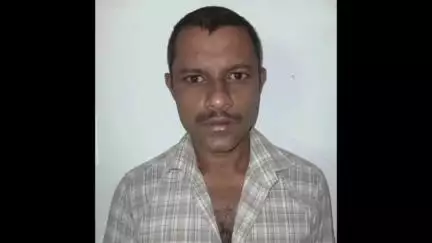 തൃശൂർ: പുളിങ്കര പള്ളിയുടെ കീഴിലുള്ള കപ്പേളയുടെ ചില്ലും രൂപക്കൂടും കല്ലെറിഞ്ഞ് തകർത്ത യുവാവ് പിടിയിൽ