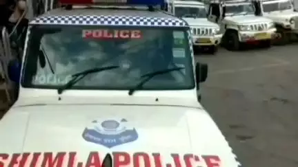 शिमला शहरी: शिमला के संजौली में वीआईपी की सुरक्षा में तैनात पुलिस की एस्कॉर्ट गाड़ी की चपेट में आया 13 वर्षीय बालक