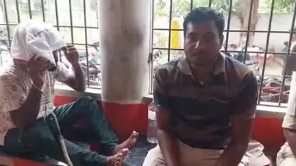 मुशहरी: सदर थाना क्षेत्र से पुलिस ने शराब तस्कर को किया गिरफ्तार, न्यायालय में पेश कर भेजा जेल