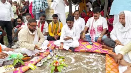 दुधि: महलपुर गांव में सड़क निर्माण कार्य के लिए राज्यमंत्री ने किया भूमिपूजन, महलपुर से परसोई तक 21 किलोमीटर बनेगी सड़क