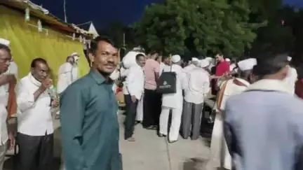 अंबड: अंबड तहसीलदार तथा मस्तोदरी देवी संस्थान अध्यक्ष विजय चव्हाण यांनी केले मुक्ताईचे पालखीची विधिवात पूजा पालखीचा आजचा मुक्क
