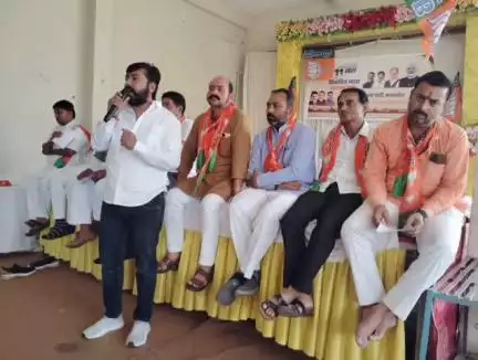 हाटपिपल्या: हाटपिपल्या के निजी गार्डन में संकल्प सिद्धि अभियान के तहत भाजपा नगर मंडल की कार्यशाला बैठक हुई आयोजित