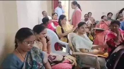 నగరంలోని ప్రభుత్వ మెడికల్ కళాశాలలో ప్రశాంతంగా కొనసాగిన నర్సుల బదిలీల ప్రక్రియ