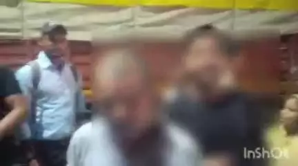 आगरा: मिनी ट्रक ने बाइक सवार को मारी टक्कर, 2 किलोमीटर तक बाइक को घसीटते हुए ले गया, गोयल हॉस्पिटल के सामने का मामला