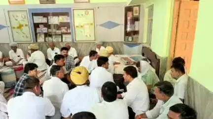 पचपदरा: अहमदाबाद विमान दुर्घटना में खुशबू राजपुरोहित के आकस्मिक निधन पर बाड़मेर भाजपा जिलाध्यक्ष ने दी श्रद्धांजलि