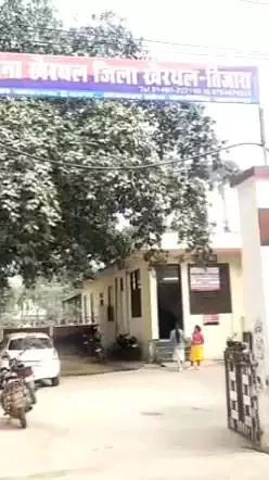 खैरथल में पुलिस ने वाहनों के काटे चालान, कुल ₹15,800 की राशि वसूली