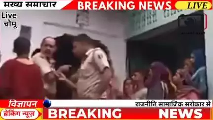 Rajasthan ! में चौमूं के पठान मोहल्ले में एक ही समुदाय के  दो गुटों में झगड़ा, 3-4 लोग घायल #viral #chomu #Jaipur #viralnews #jaipurnews #news #hindinews #breakingnews #youtubevideo #accident #incidence #rajasthan