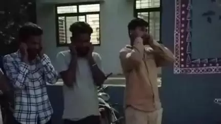 मझगवां: चित्रकूट रामघाट पर हुड़दंग का वीडियो वायरल, पुलिस ने 9 युवकों को पकड़कर कान पकड़वाकर उठक बैठक कराई