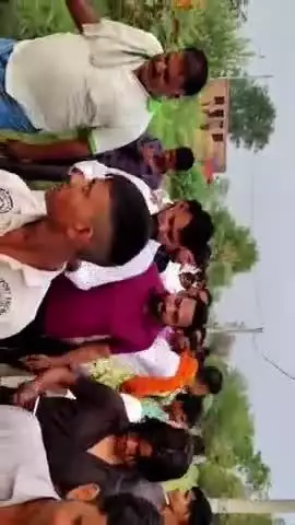ग्राम बीबीपुर के युवा का यूपी पुलिस में सिलेक्शन होने पर ट्रेनिंग पर जाते हुए ग्राम वासियों ने हर्ष उल्लास से बिदाई की।