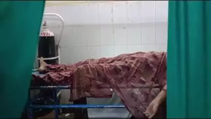 बांसवाड़ा: चौपासा गांव में सास-बहू के विवाद के बाद बहू ने पिया जहर, हुई मौत, शव को मोर्चरी में रखवाया गया