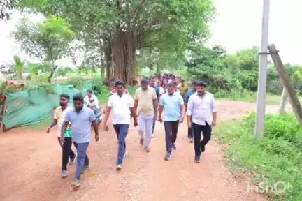 అశ్వారావుపేట: ఒలంపిక్ డే సందర్భంగా దమ్మపేట మండలంలో  క్రీడాజ్యోతి వెలిగించి 2K రన్ ప్రారంభించిన ఎమ్మెల్యే జారే ఆదినారాయణ