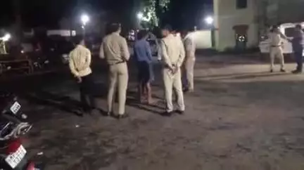 बाबई: माखन नगर पुलिस ने देर रात तीन युवकों पर नशे में गाड़ी चलाने का मामला दर्ज किया, वीडियो वायरल