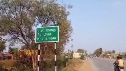 अंजनगाव सुर्जी: अज्ञात इसमाने माजी सरपंच महिलेच्या घरासमोरील तीन गाड्या जाळल्या;पांढरी येथील धक्कादायक घटना