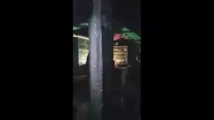 ধূপগুড়ি: গভীর রাতে ভয়াবহ অগ্নিকাণ্ড ধুপগুড়ির খট্টিমারি বাজারে, আগুনে পুড়ে ছাই একটি দোকান,ক্ষতিগ্রস্ত দু লক্ষ টাকার সামগ্রী