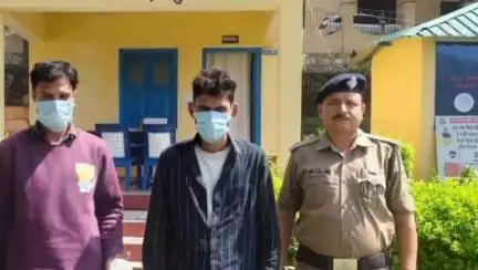 पुरोला: नौगांव-विकासनगर मार्ग पर बिल्ला के पास से 4.21 ग्राम स्मैक की तस्करी करते हुए दो तस्कर गिरफ्तार