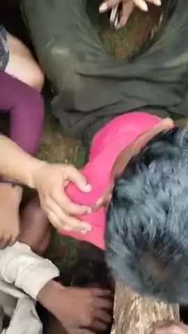 बदरवास मे  एक चोर पकड़ा गया गेहूँ की बोरी चोरी कर रहा था