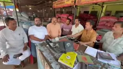 सुल्तानपुर: सुलतानपुर में व्यापार मंडल का सदस्यता अभियान शुरू, तीन सब्जी मंडियों में चलेगा अभियान, पहला चरण 30 जुलाई तक