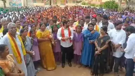 చింతపల్లిలో తొలిసారిగా పర్యటించిన జీసీసీ చైర్మన్ కిడారి శ్రావణ్ కుమార్...
