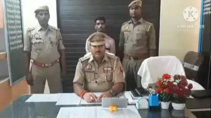 बस्ती: बस्ती जिले की पुरानी बस्ती पुलिस ने एक नाबालिक लड़की को बहला-फुसलाकर भागने वाले अभियुक्त को आज किया गिरफ्तार