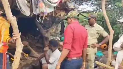 ಬೀಳಗಿ: ಬಿಸನಾಳ ಗ್ರಾಮದ ಸಮೀಪ ಅರಣ್ಯ ಪ್ರದೇಶದಲ್ಲಿ ದಂಗಾದ ಅಬಕಾರಿ ಅಧಿಕಾರಿಗಳು,ಅಷ್ಟಕ್ಕು ಆಗಿದ್ದೇನು?