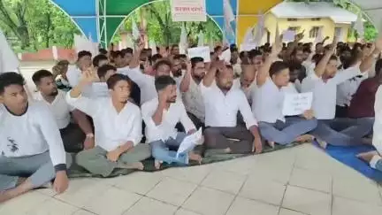 দাংতল ৰাজহ চক্ৰ: অমানৱীয় উচ্ছেদৰ বিৰুদ্ধে কাজলগাঁৱত চিৰাং জিলা সমিতি আমছুৰ উত্তাল প্ৰতিবাদ