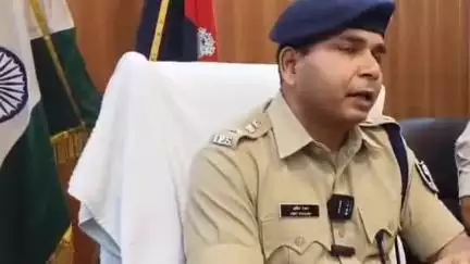 रुन्नी सैदपुर: रुन्नीसैदपुर में 7 वर्षीय नाबालिग लड़की से दुष्कर्म, एक आरोपी गिरफ्तार