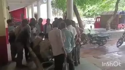 गोहद: मालनपुर में केडवरी फैक्ट्री के सामने ट्रैक्टर ने ऑटो को टक्कर मारी, हादसे में 1 की मौत, 3 घायल