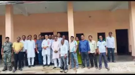 चौपारण: चौपारण इंटर कॉलेज में शशि निकाय की बैठक संपन्न, रंजीत बरनवाल सचिव और अरविंद सिंहा कोषाध्यक्ष बने